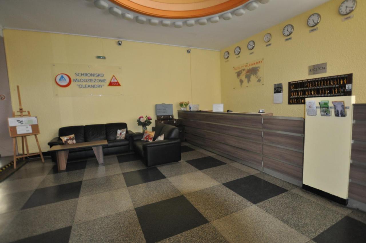 Auberge de jeunesse Sm Oleandry à Cracovie Extérieur photo