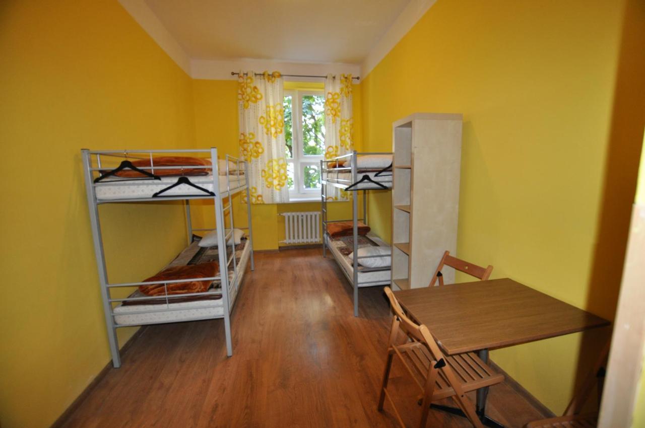 Auberge de jeunesse Sm Oleandry à Cracovie Extérieur photo